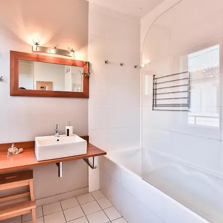 Large House With Garden For 8 People ! Appartement
